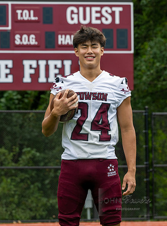TowsonFB-0124