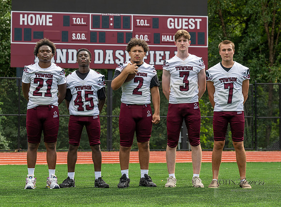 TowsonFB-0228