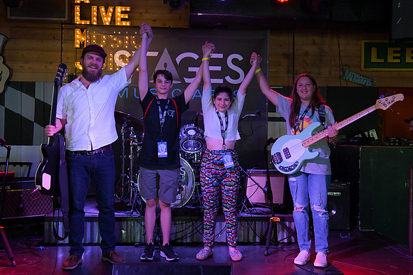 Tin Roof Stage-234