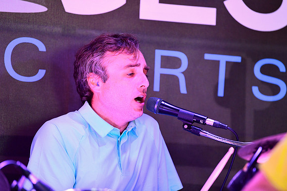 Tin Roof Stage-099