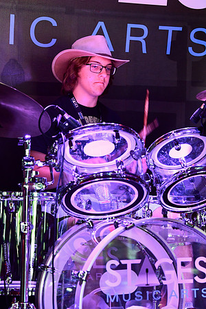 Tin Roof Stage-060