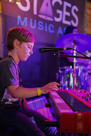 Tin Roof Stage-321