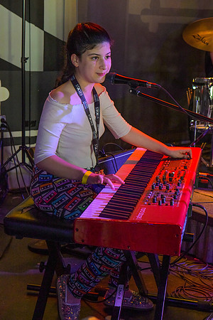 Tin Roof Stage-249