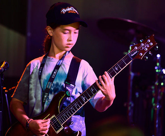 Tin Roof Stage-107