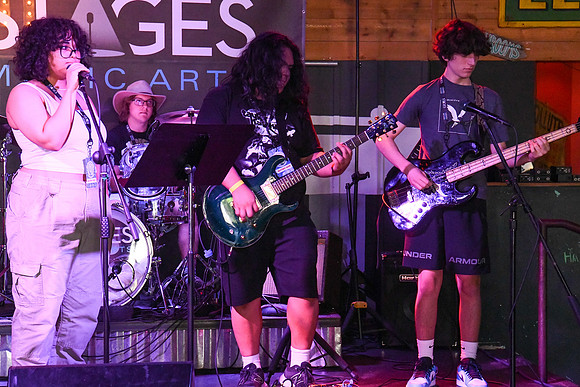 Tin Roof Stage-283