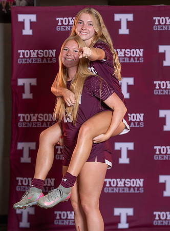 TowsonWSoccer0444