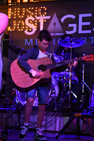 Tin Roof Stage-329