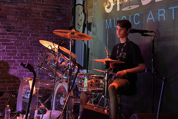 Tin Roof Stage-258