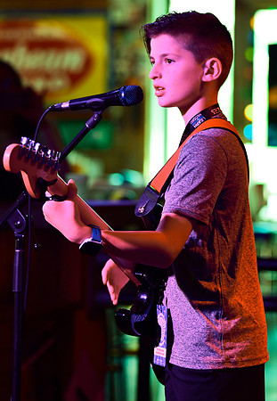 Tin Roof Stage-184