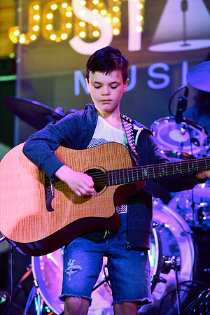 Tin Roof Stage-171