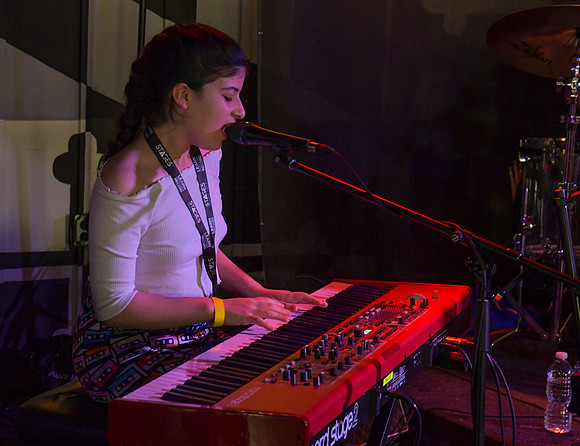 Tin Roof Stage-253
