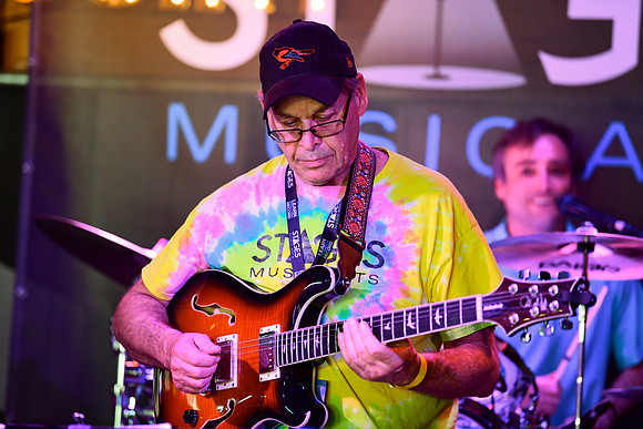 Tin Roof Stage-077