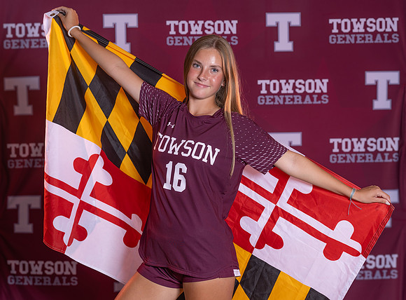 TowsonWSoccer0201