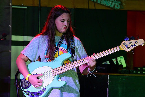 Tin Roof Stage-003