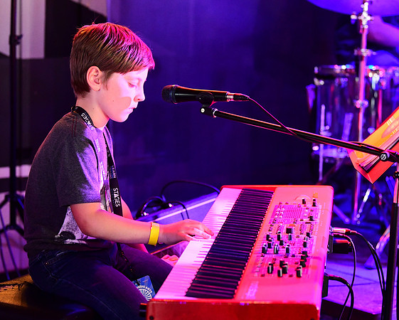 Tin Roof Stage-158
