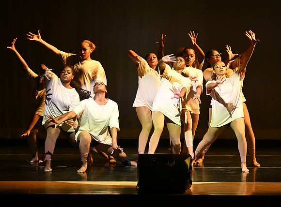 OMHSDance-01630