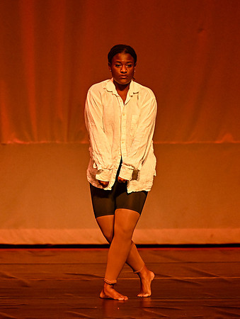 NTHSSeniorShowcase1009
