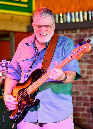 Tin Roof Stage-097