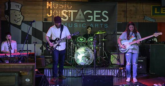 Tin Roof Stage-239