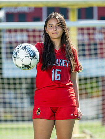 DulaneyWSoccer-00143