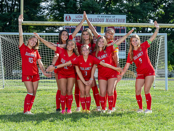 DulaneyWSoccer-00506