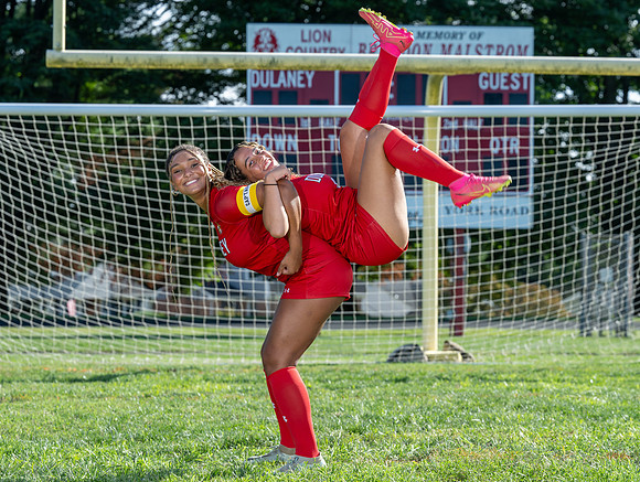 DulaneyWSoccer-00522