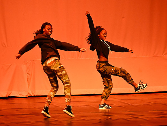 NTHSSeniorShowcase2803