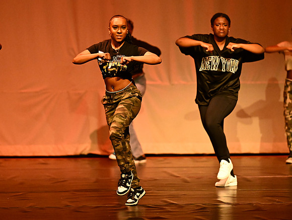 NTHSSeniorShowcase2198