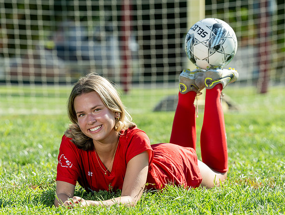 DulaneyWSoccer-00469