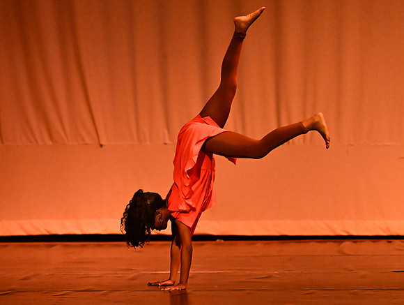 NTHSSeniorShowcase0853