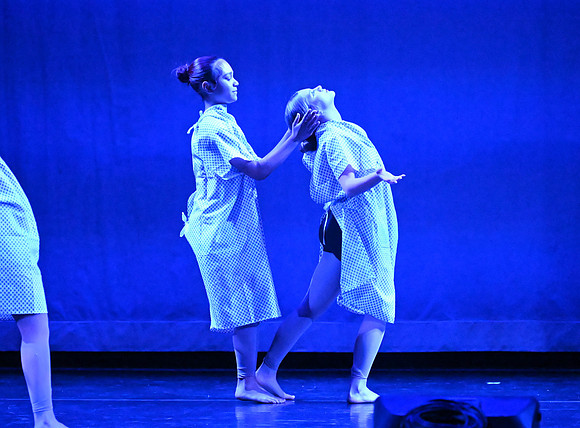 OMHSDance-03560