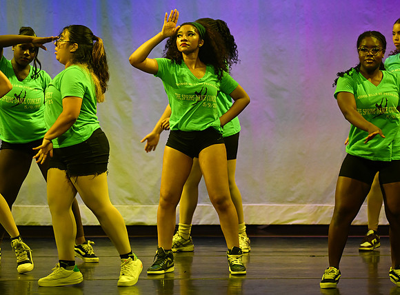 OMHSDance-00808