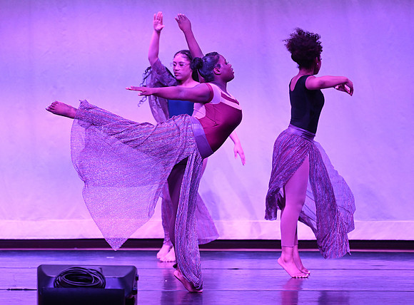 OMHSDance-03782