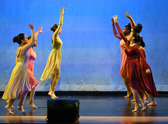 OMHSDance-03297