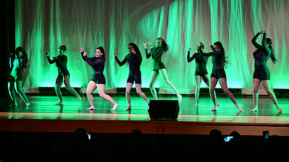 OMHSdance-0355
