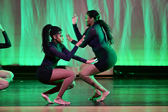 OMHSdance-0382