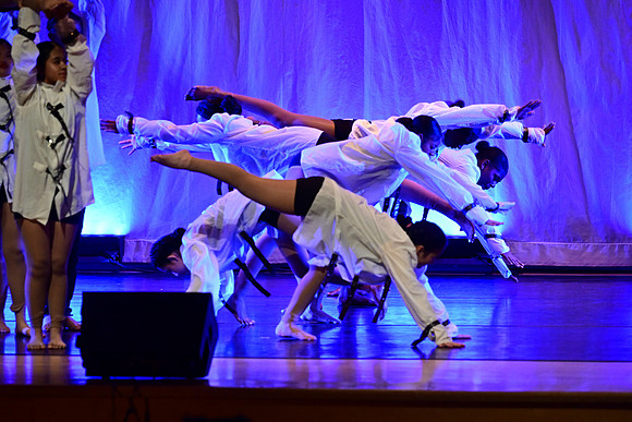 OMHSdance-0825