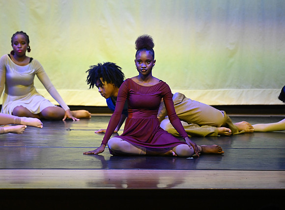 OMHSDance-03205