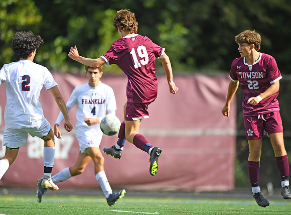 Towson-v-FranklinSoccer0009