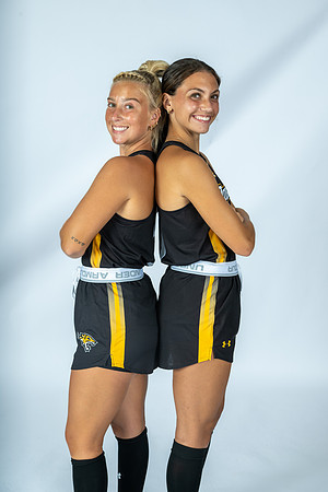 TU-FieldHockeyl-00086