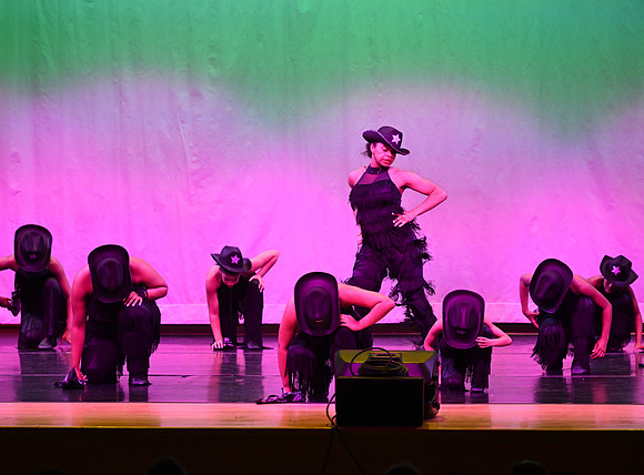 OMHSDance-00672