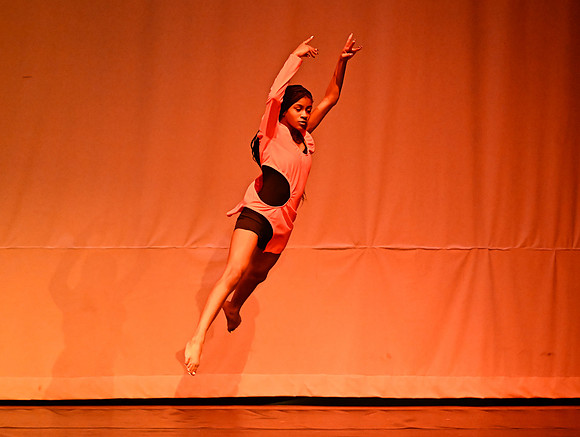 NTHSSeniorShowcase0462