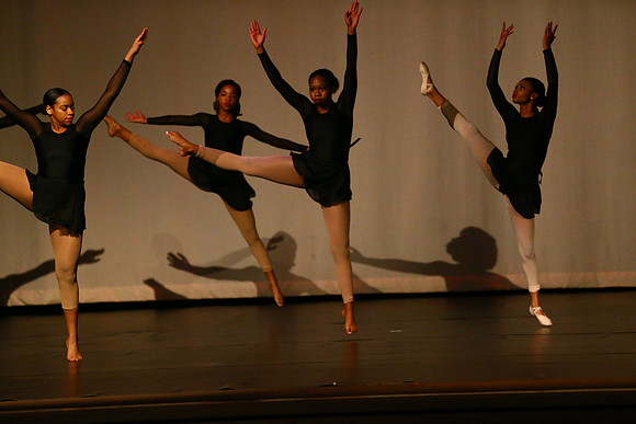 NewTownHolidayDance19-106