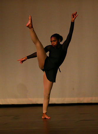 NewTownHolidayDance19-110