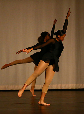 NewTownHolidayDance19-111
