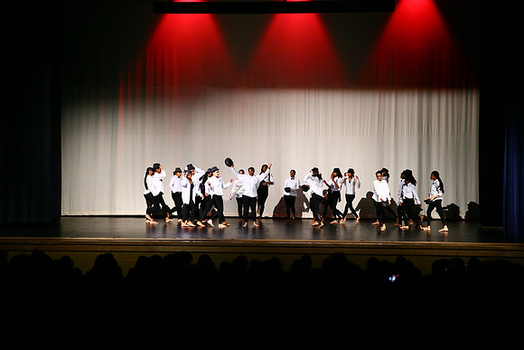 NewTownHolidayDance19-9