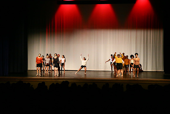 NewTownHolidayDance19-15