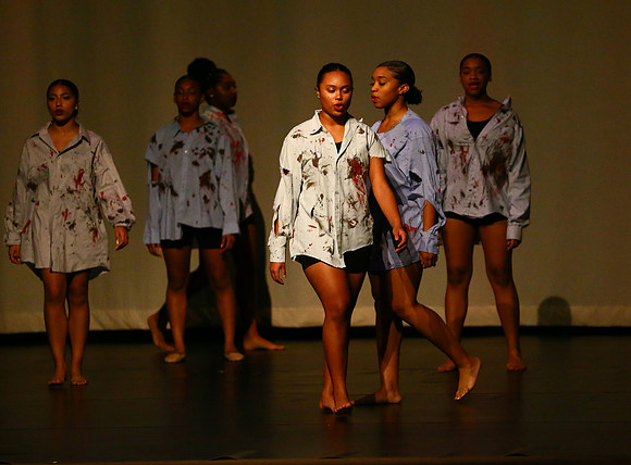 NewTownHolidayDance19-17