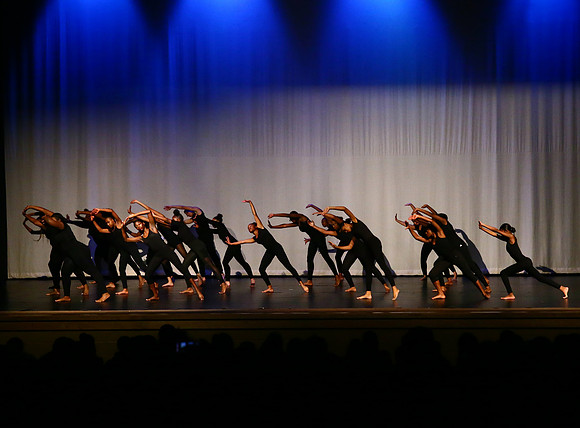 NewTownHolidayDance19-26