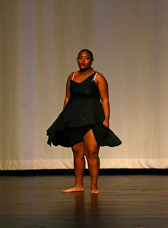 NewTownHolidayDance19-85